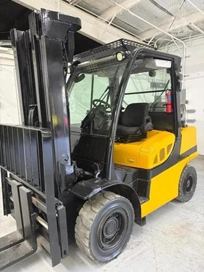Used 2014 Yale GLP080VX