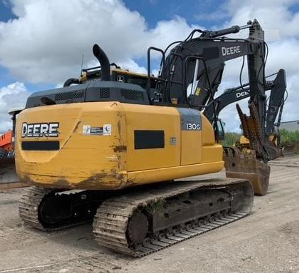 Used 2017 Deere 130G