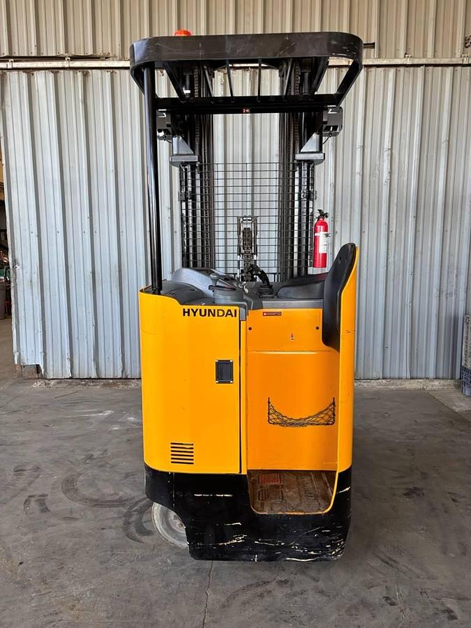Used 2023 Hyundai 20BPR-9