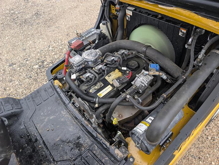 Refurbished Reconditioned! 2015 Yale 6,000 Lbs. LPG Forklift