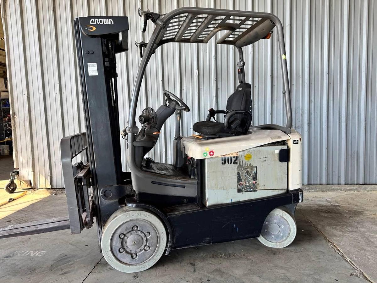 Used 2014 Crown FC4525-50