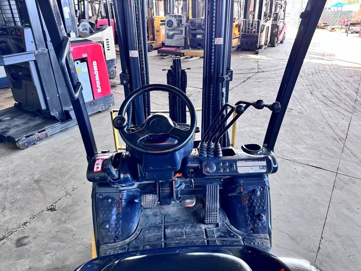 Used 2012 Komatsu FG25ST-16