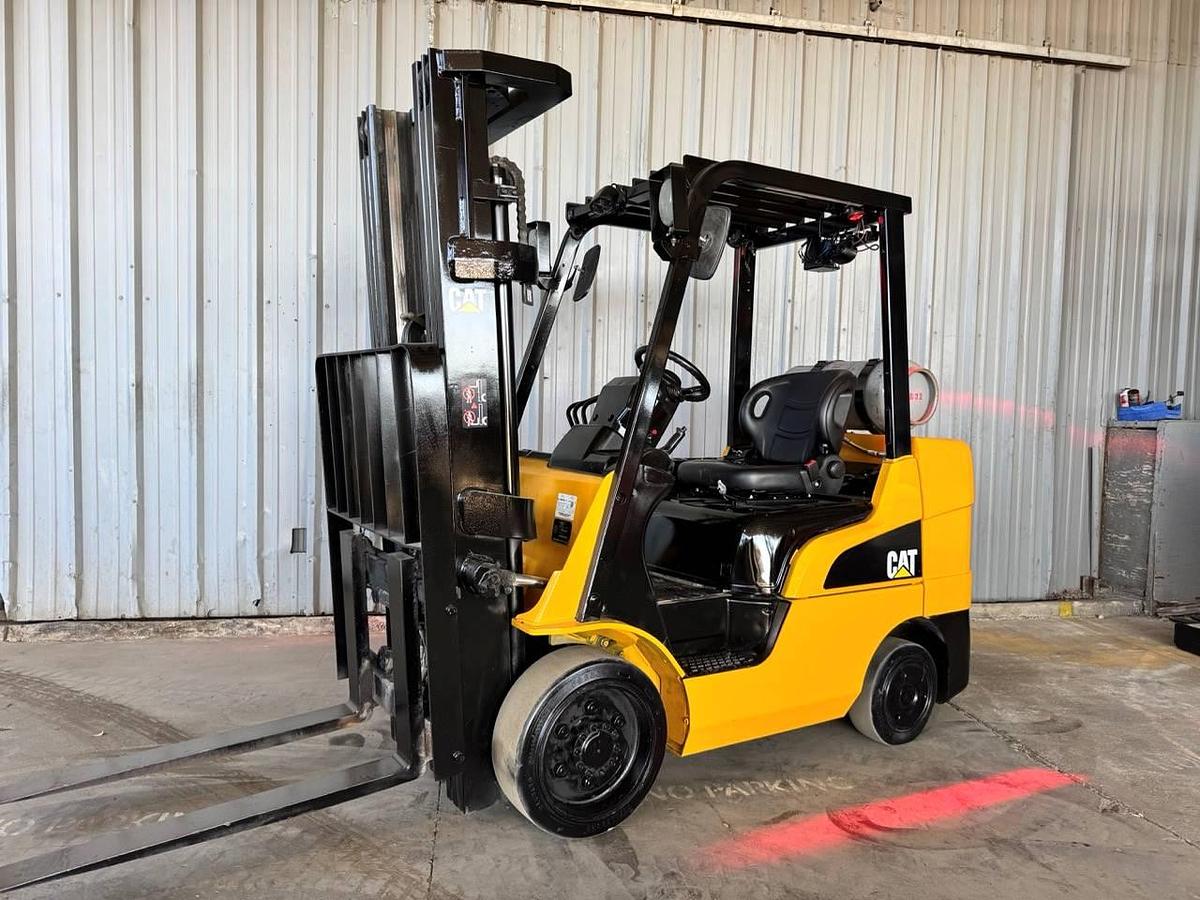 Refurbished 2020 CAT 2C6000