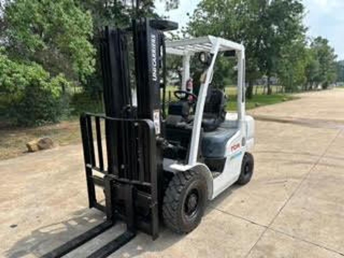 Refurbished 2014 uNICARRIERS FHD25
