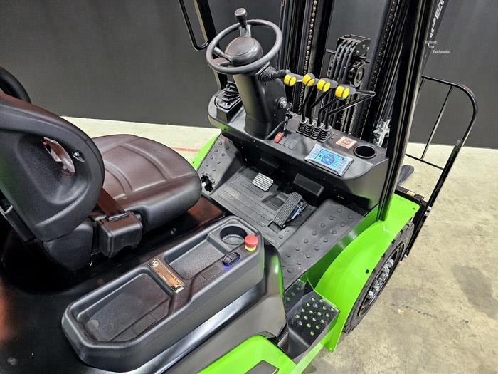 2027 VIPER FB30F
