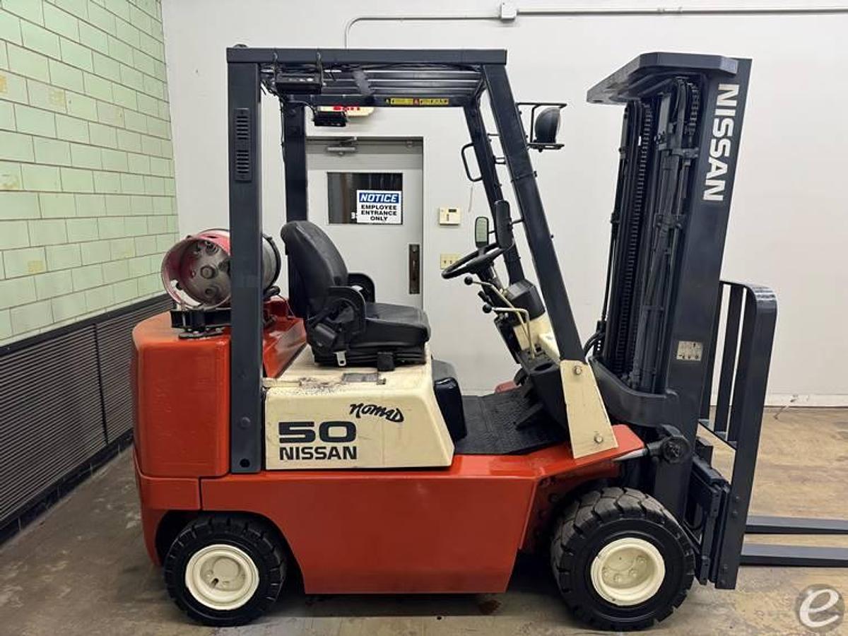 Used 2000 NISSAN AP50