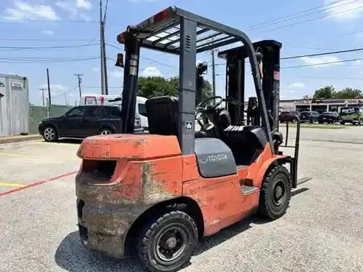 Used 2006 Toyota 7FGU25