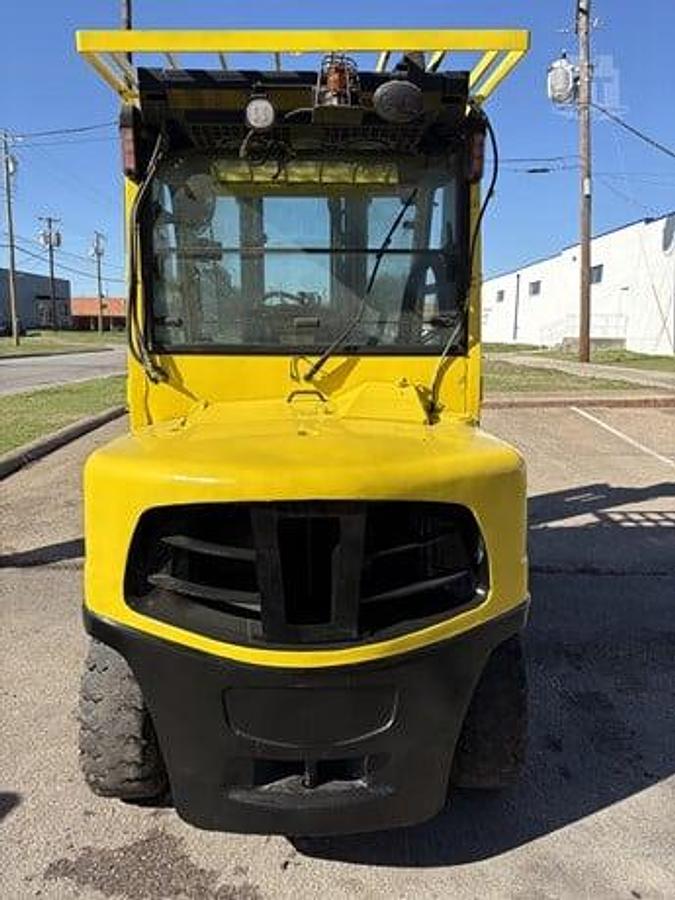 Used 2019 Hyster H90FT w Full Cab & AC/HEAT