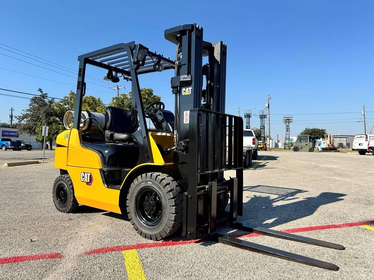 Refurbished 2020 CAT / Mitsubishi FG25N