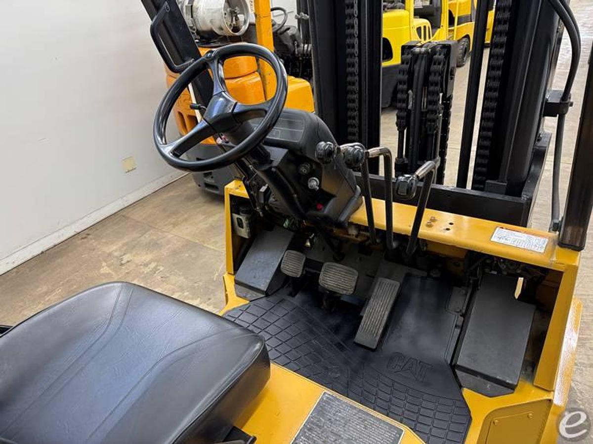 Used 2007 CAT GC45KS