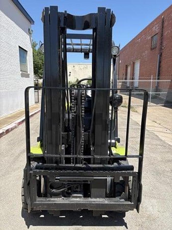 Used 2016 Clark C25L