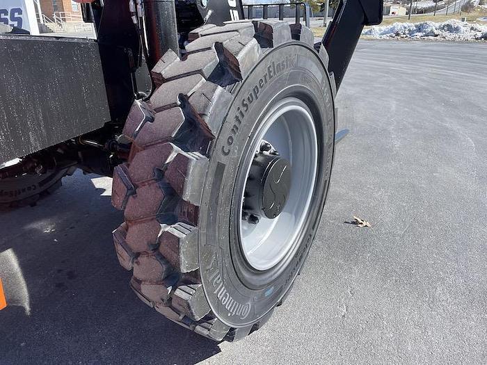 Used 2024 Skytrak 10054