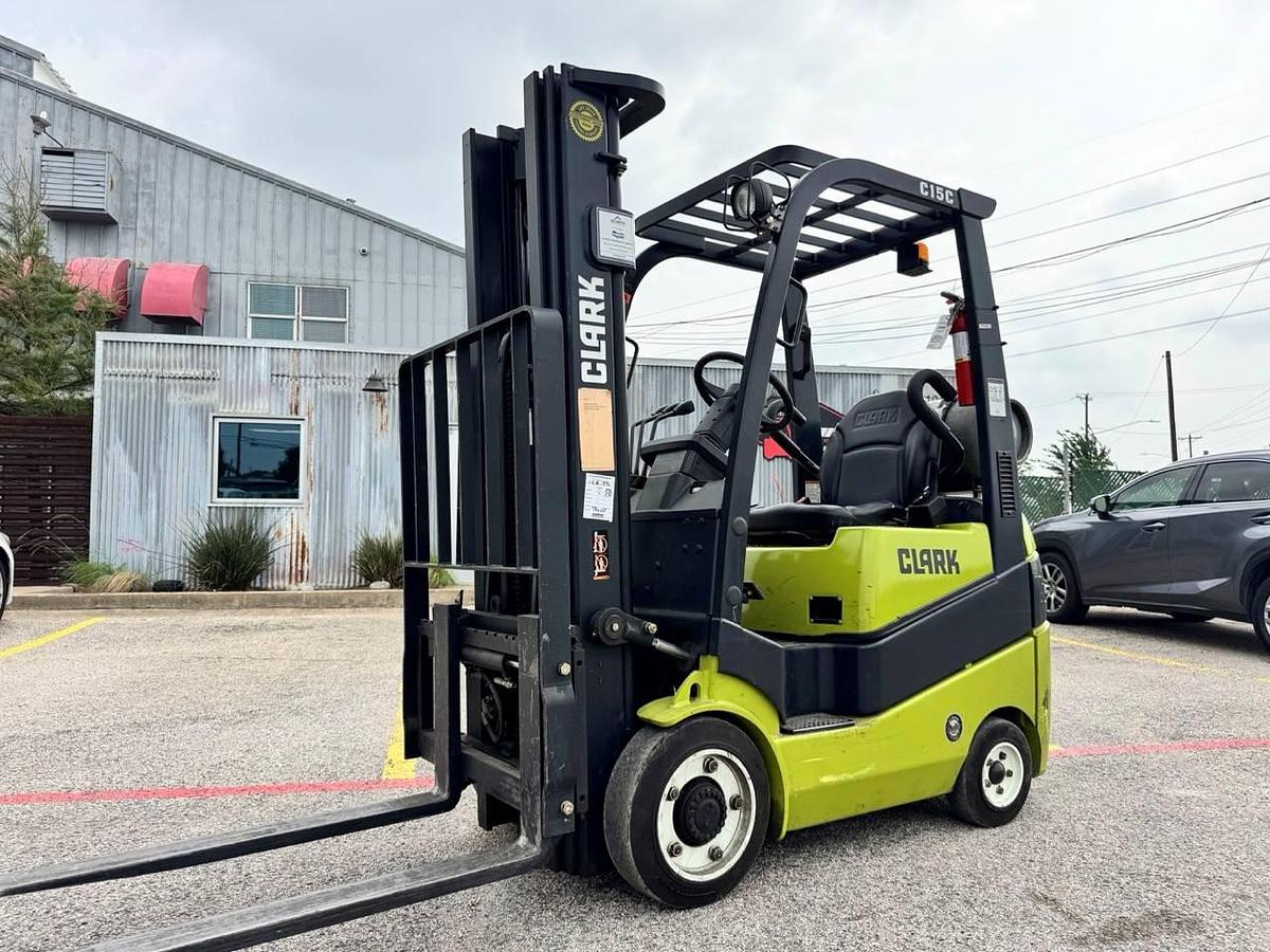 Used 2015 Clark C25CL - 3400 HOURS!