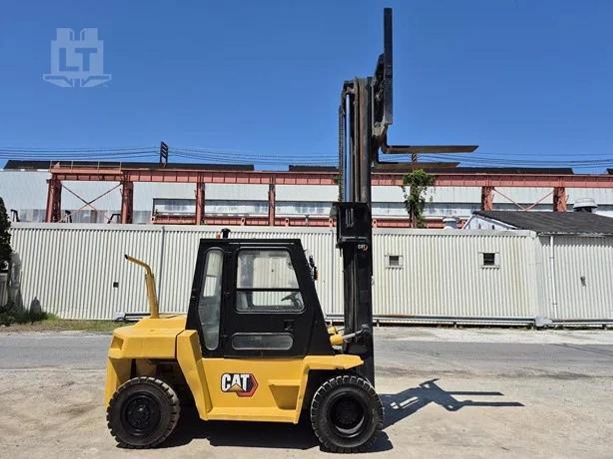 Used 1999 CAT DP70 = 15,500 Lbs. Capacity