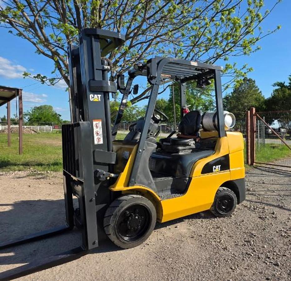 Refurbished 2020 CAT / Mitsubishi FGC25N