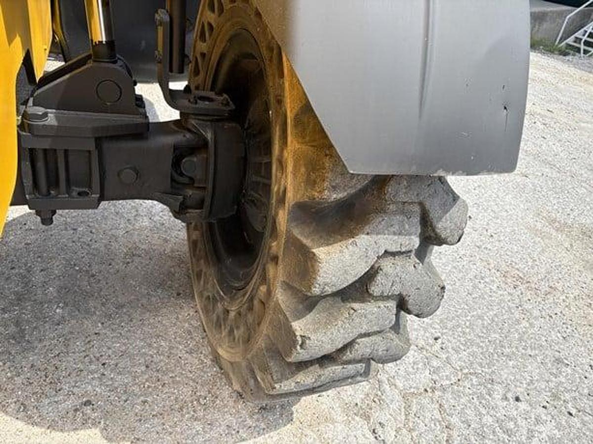 Used 2015 JCB 509-42