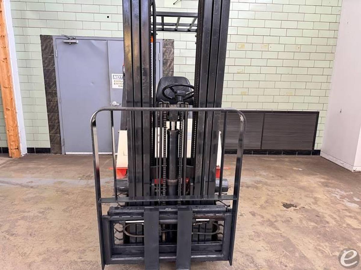 Used 2001 Nissan AF30