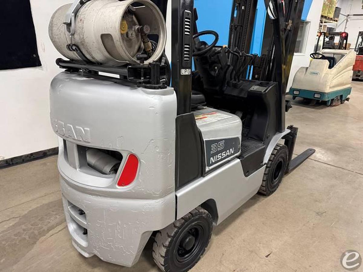 Used 2009 Nissan AF35