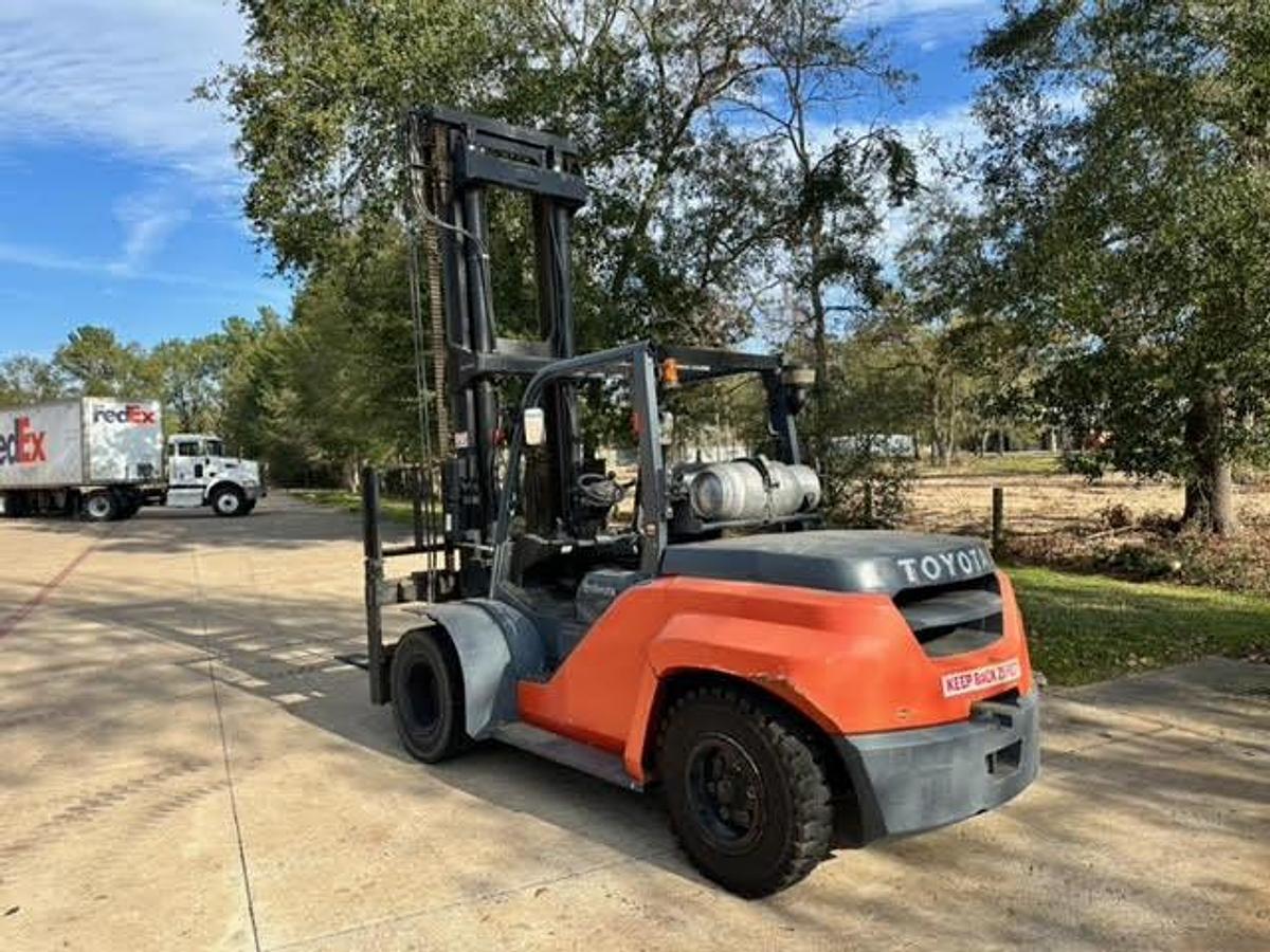 Refurbished 2016 Toyota 8FG80U