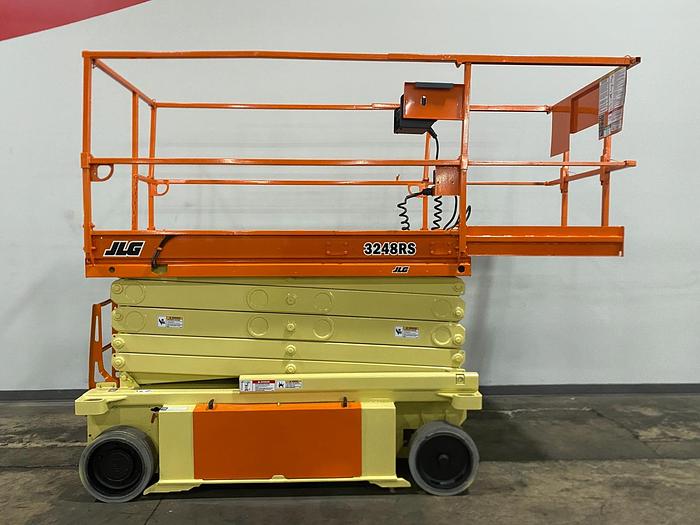 Refurbished 2015 JLG 3248RS