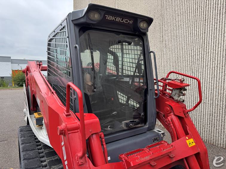 Used 2019 Takeuchi TL12V2