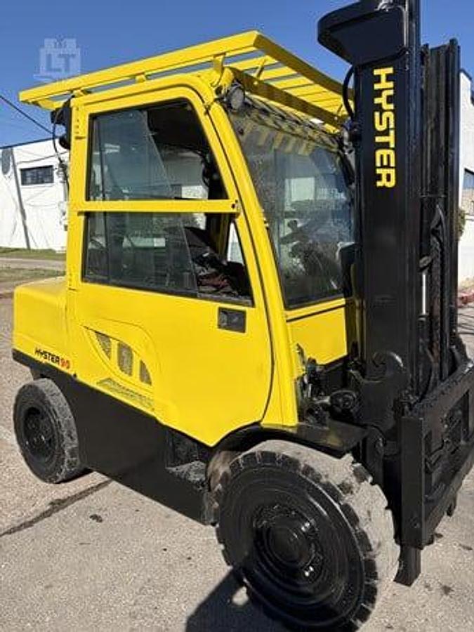 Used 2019 Hyster H90FT w Full Cab & AC/HEAT