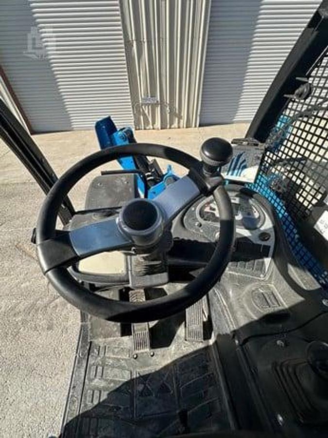 Used 2021 Genie GTH1256