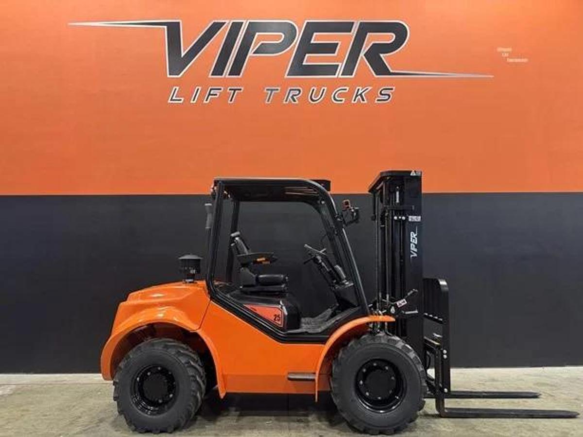 2026 Viper RTD30 Rough Terrain Forklift w CAB!
