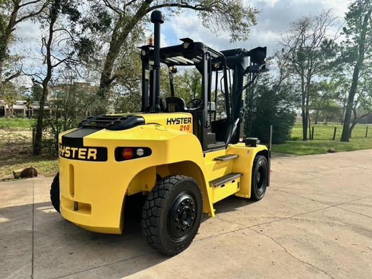 Refurbished 2017 Hyster H210HD