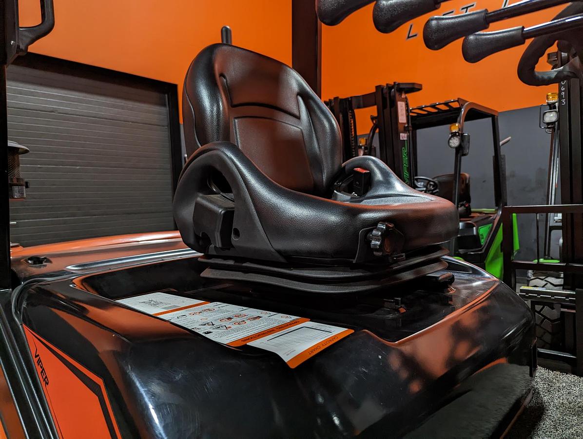 2026 Viper RTD30 Rough Terrain Forklift w CAB!