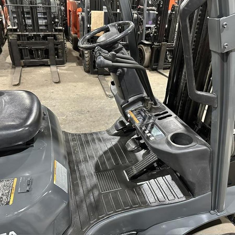Refurbished RECONDITIONED, LIKE NEW! 2008 Toyota 8FGCU30