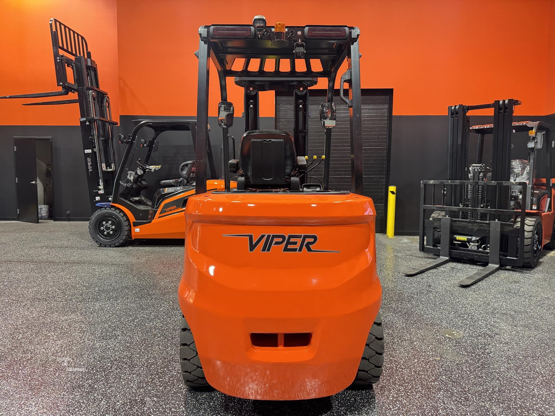 2027 VIPER FB35F