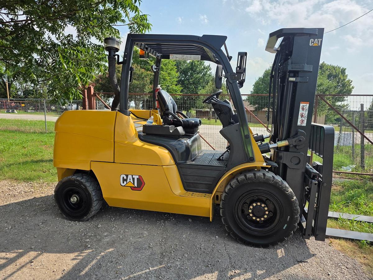 Refurbished 2015 CAT DP55N1 w/ SIDE SHIFTING FORK POSITIONER!