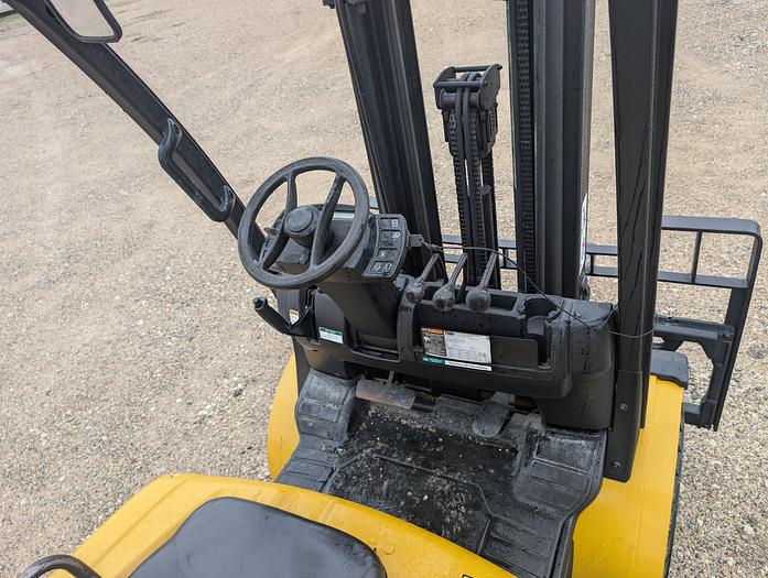 Refurbished Reconditioned! 2015 Yale 6,000 Lbs. LPG Forklift