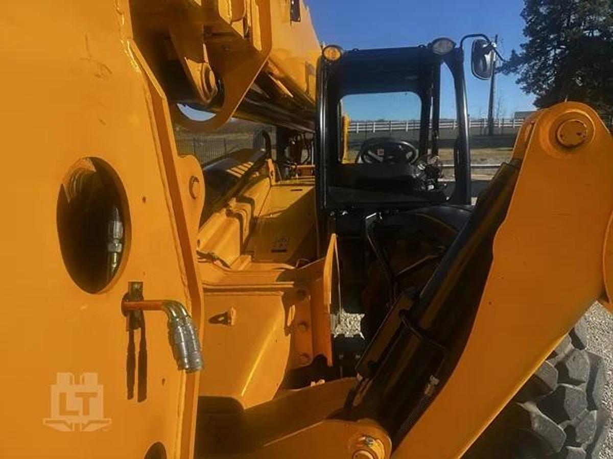 Used 2014 JCB 510-56
