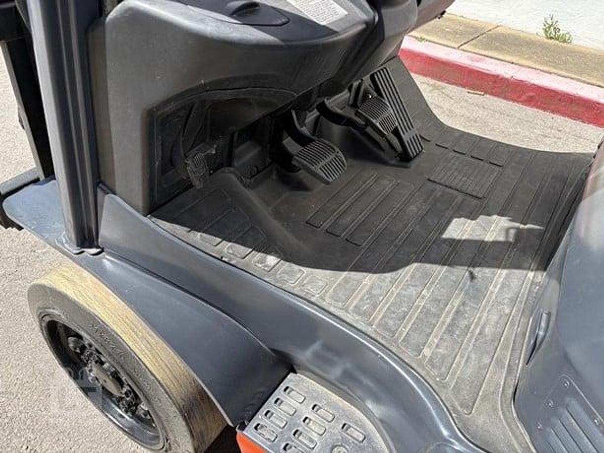 Used 2022 Toyota 8FGCU32