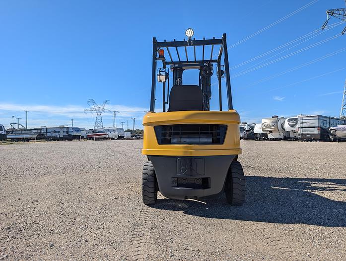 Refurbished RECONDITIONED: 2008 CAT P5000 Diesel Forklift