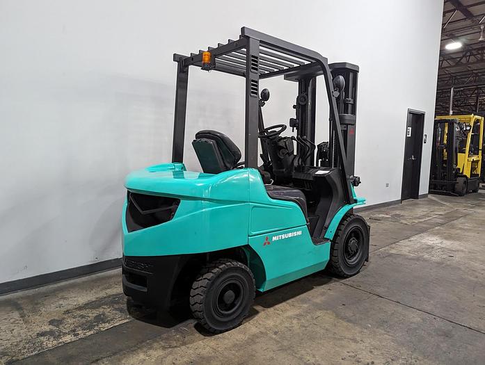 Refurbished 2014 Mitsubishi FD25N