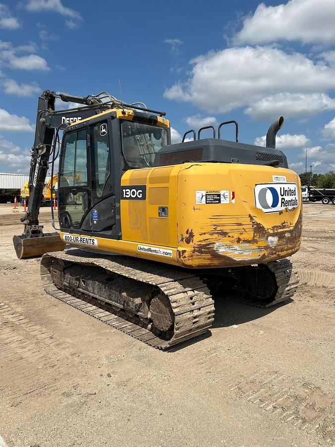 Used 2018 Deere 130G LC