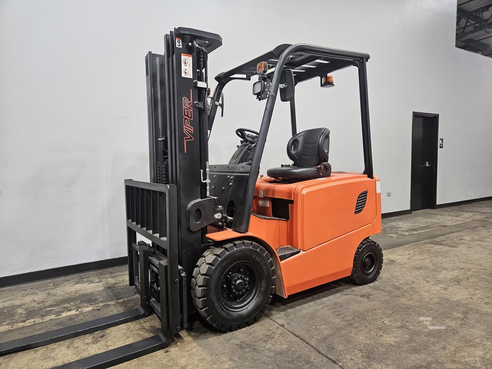 Used 2023 VIPER FB25