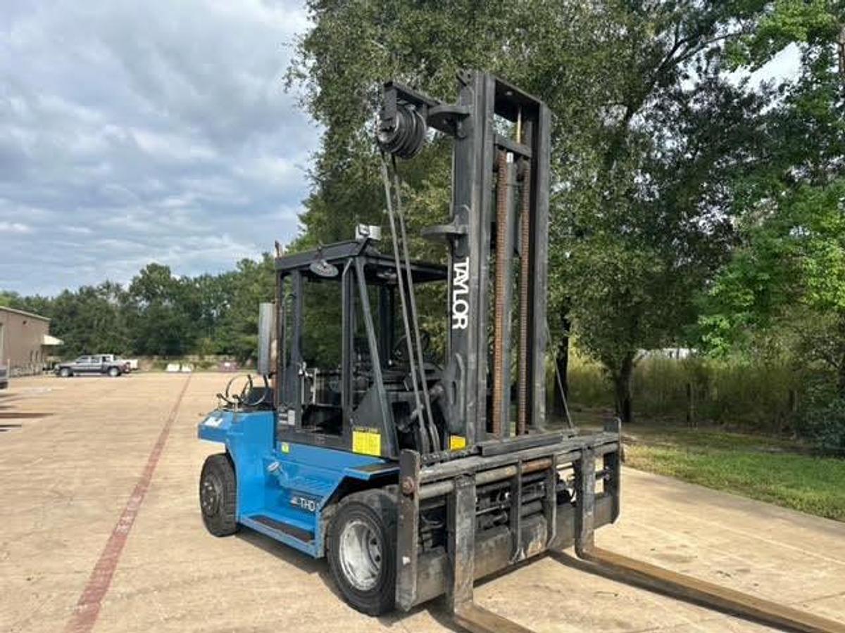 Used WOW! 2005 Taylor THD160
