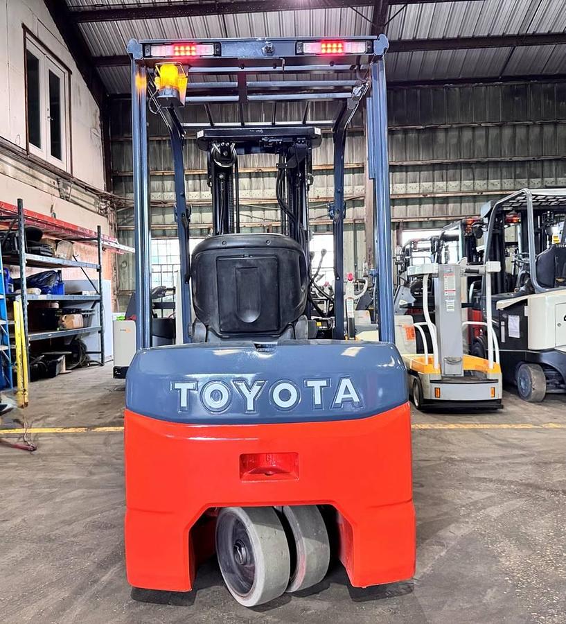 Refurbished RECONDITIONED: 2018 Toyota 8FBE20U