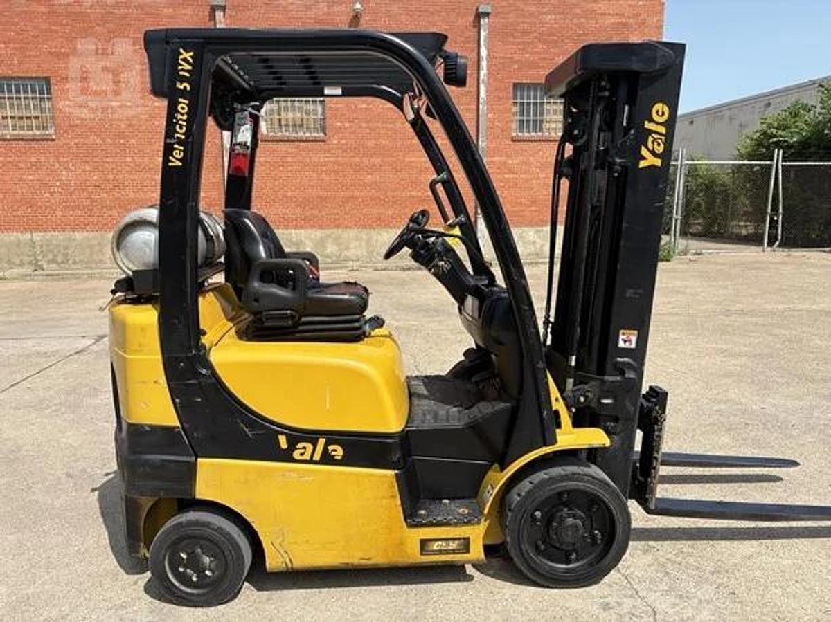 Refurbished 2000 YALE GLC050TG