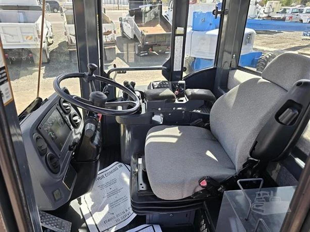 Used 2007 DEERE 644J