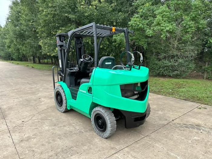 Used 2014 Mitsubishi FG40N1