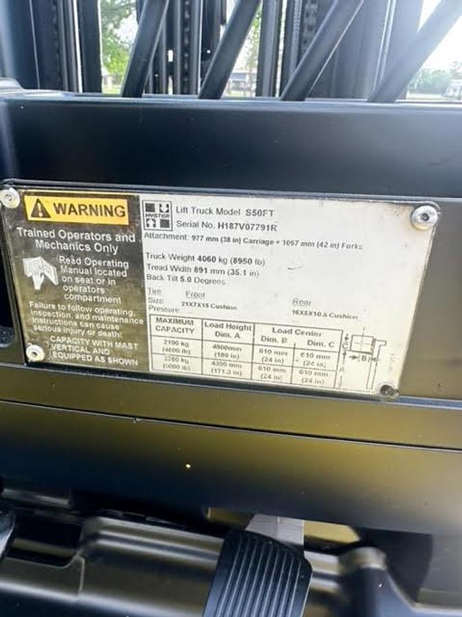 Refurbished RECONDITIONED: 2017 Hyster S50FT