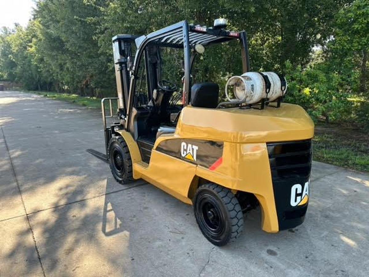 Refurbished 2012 CAT P12000