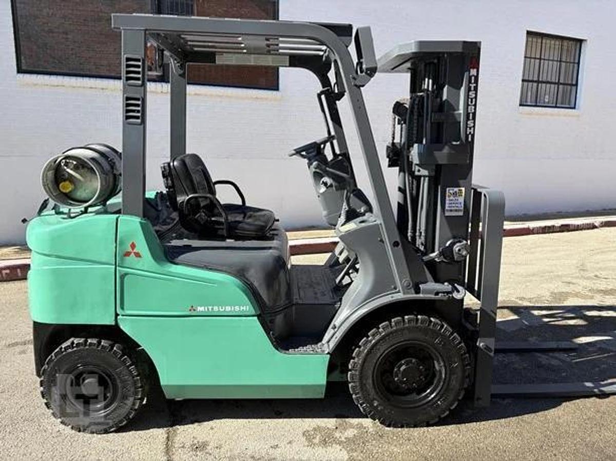 Refurbished 2018 Mitsubishi FG25N