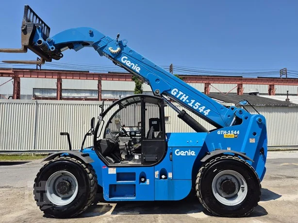 Used 2019 Genie GTH1544