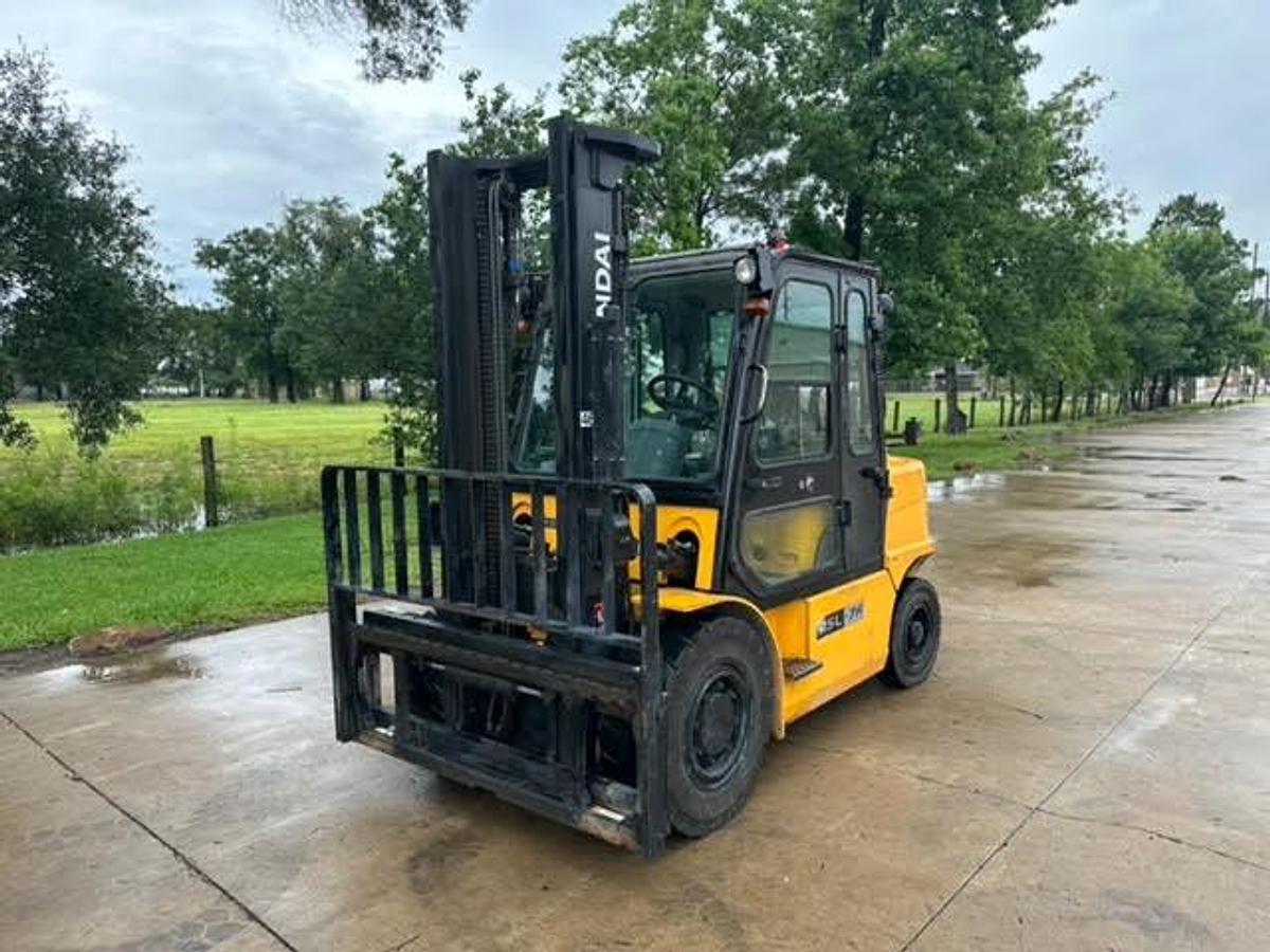 Refurbished 2020 Hyundai 45L-7A